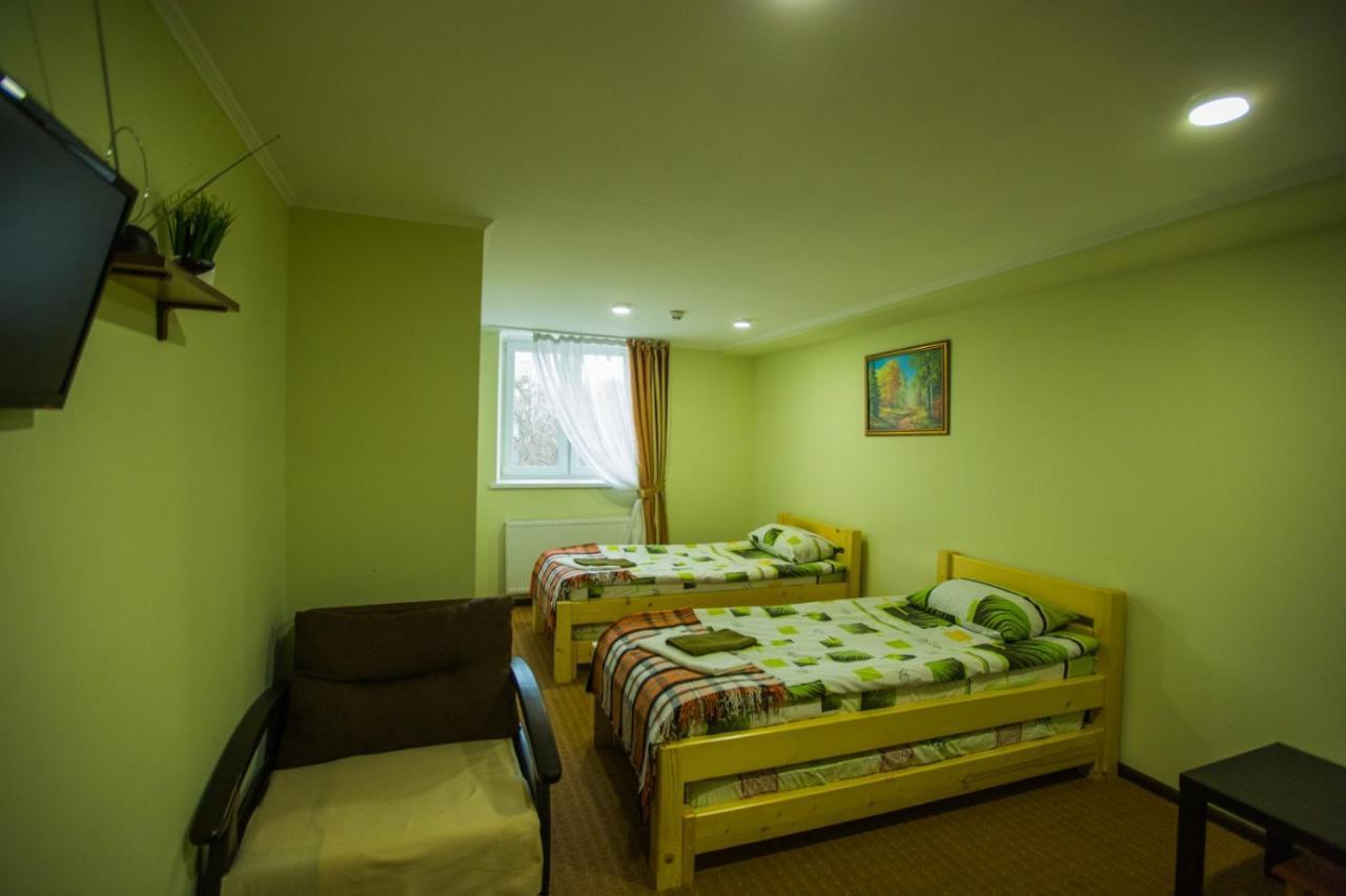 Apart Hotel Avinos Lviv Exterior photo