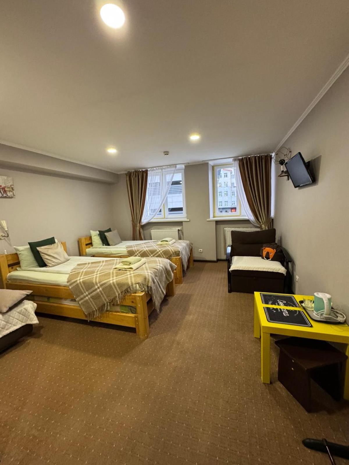 Apart Hotel Avinos Lviv Exterior photo